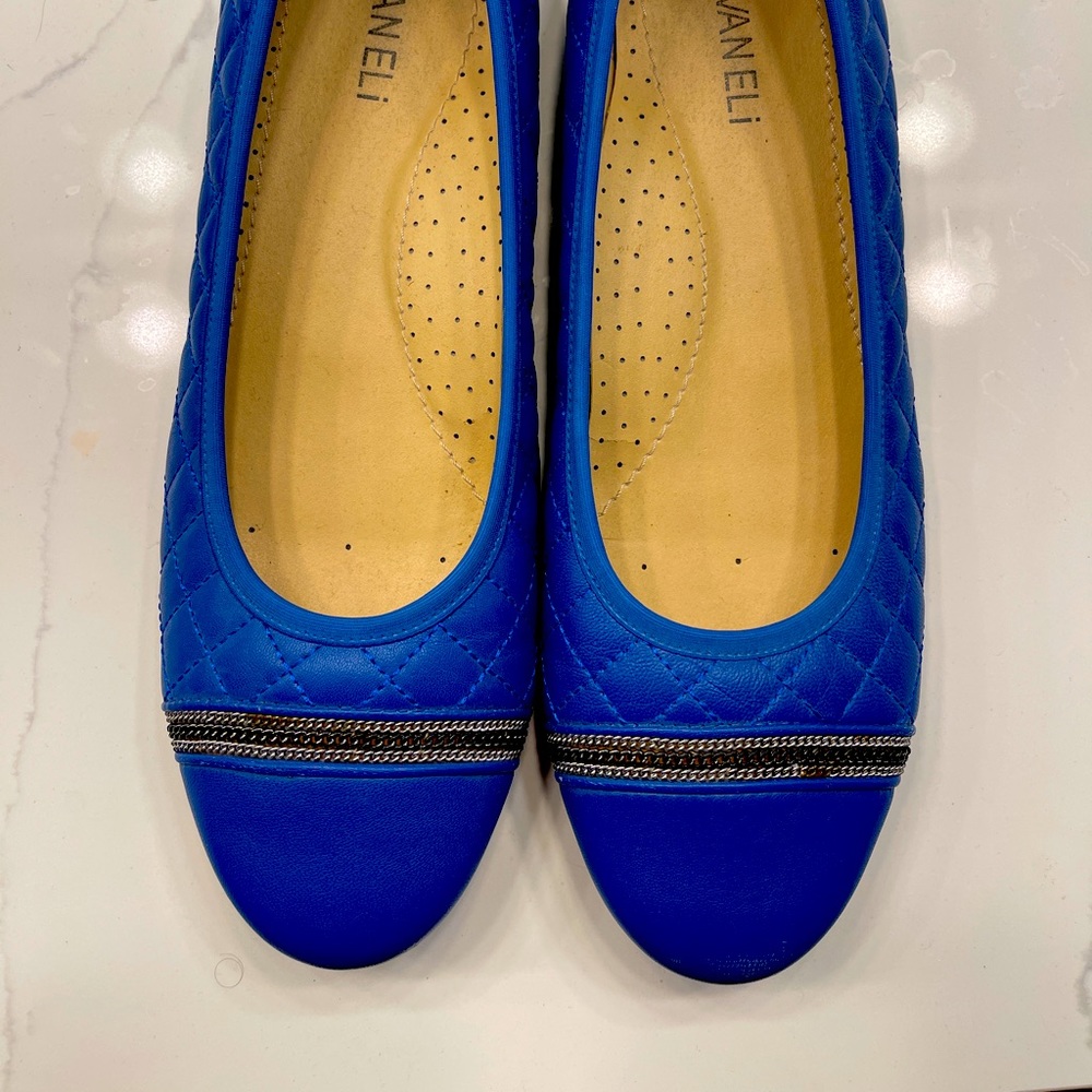 Vaneli royal blue leather flats